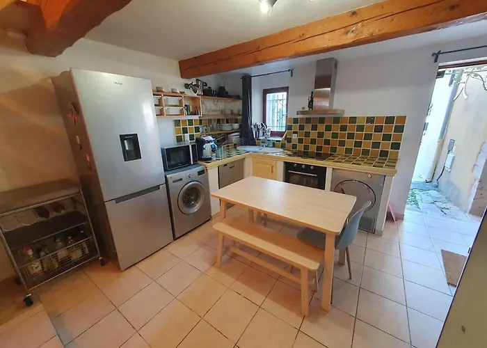 Apartment Un Cocon Au Coeur De La Vieille Hyeres